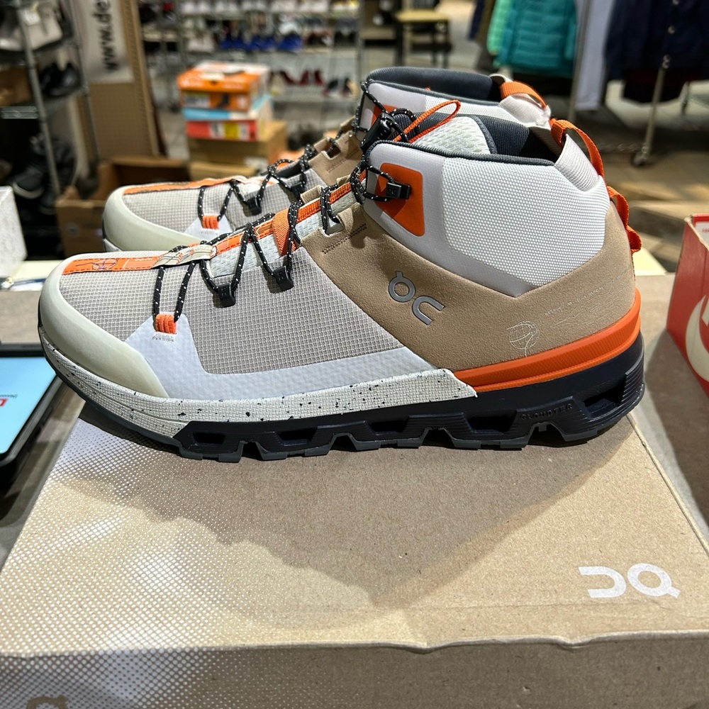 On Running Men's Cream and Orange Sneakers